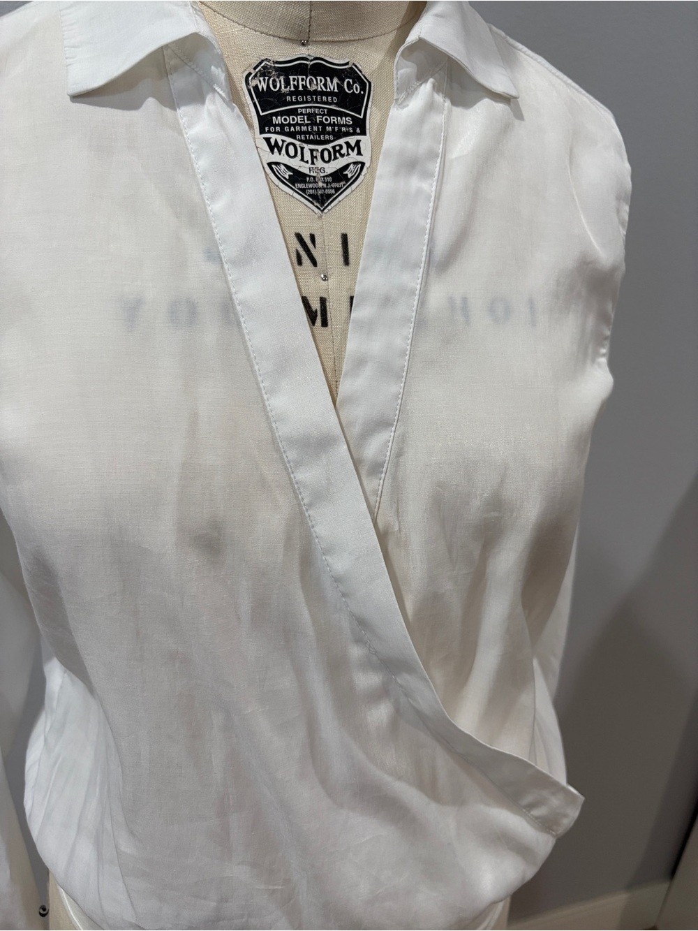 Superdown Presley surplice bodysuit White shirt bodysuit Size S - Picture 4 of 9